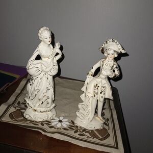 Vintage Japan Figurines